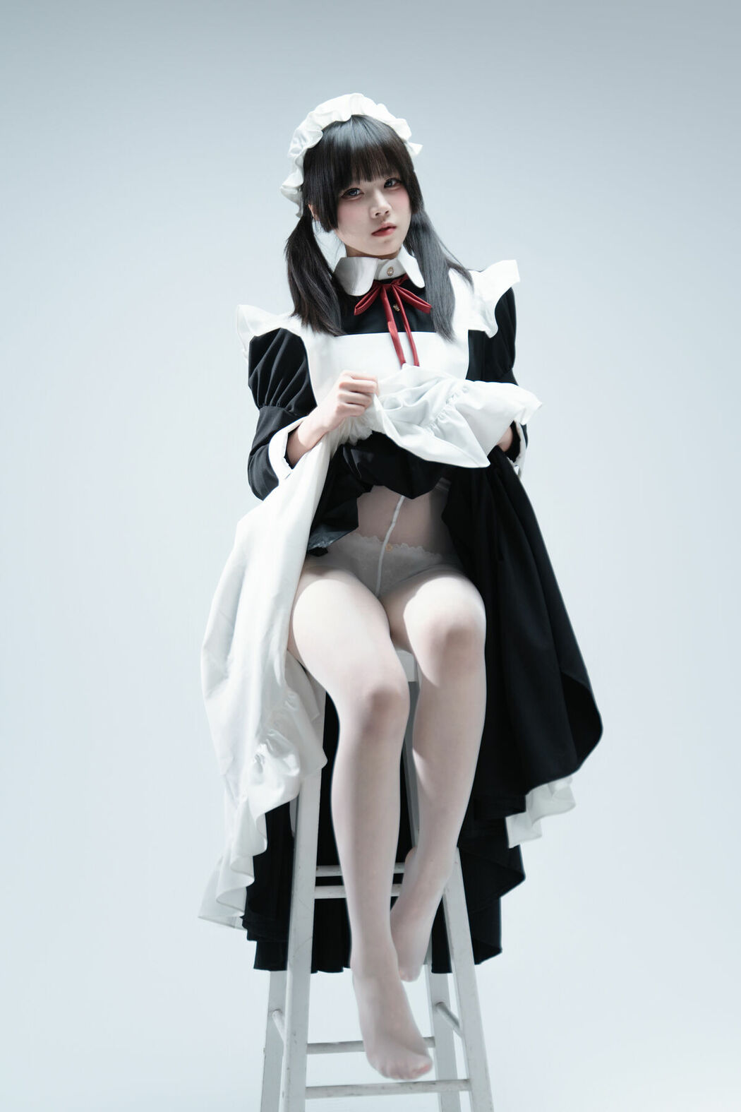 Coser@清水凪 – 傲娇女仆食用指南 Part02 (54P)