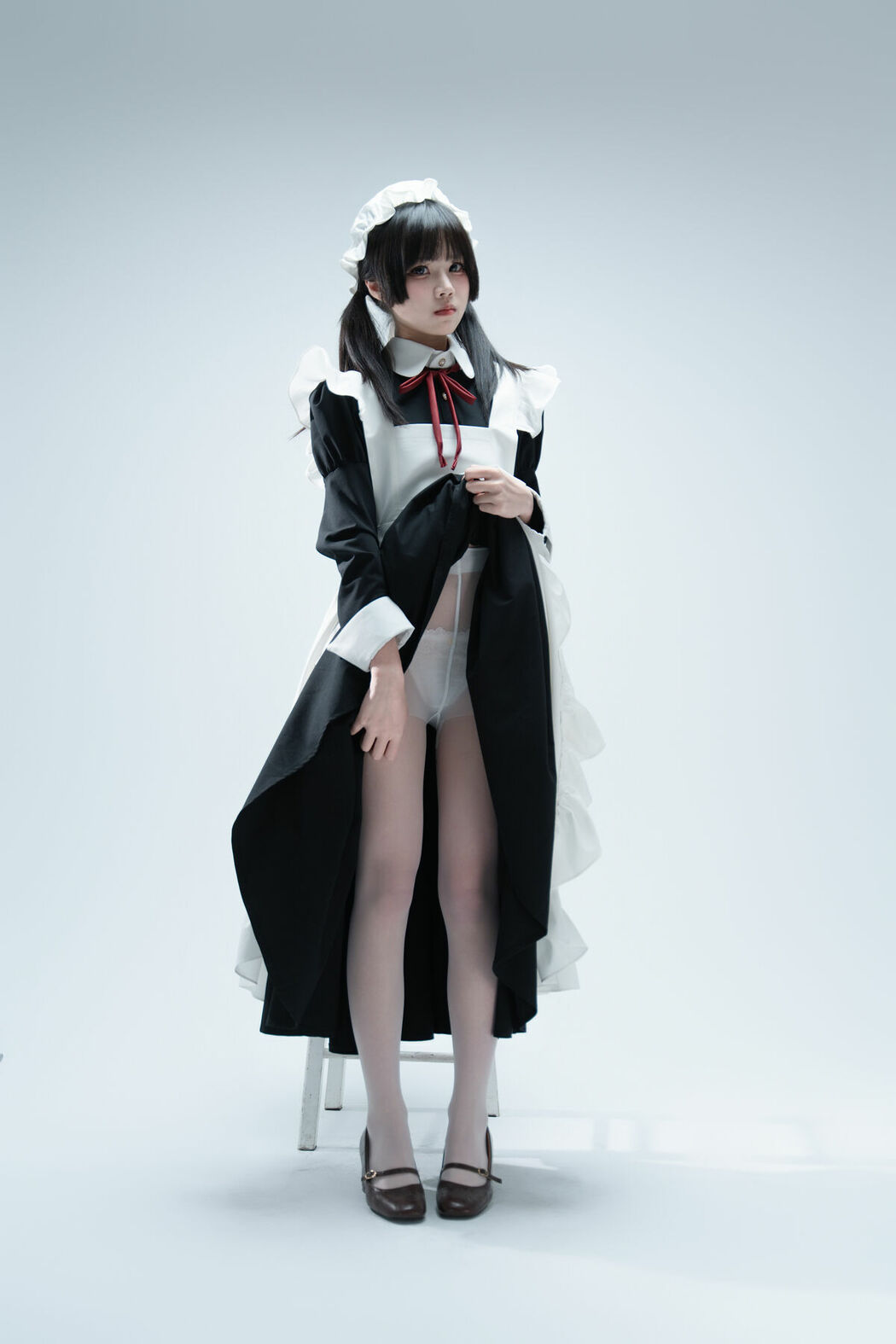 Coser@清水凪 – 傲娇女仆食用指南 Part02 (54P)