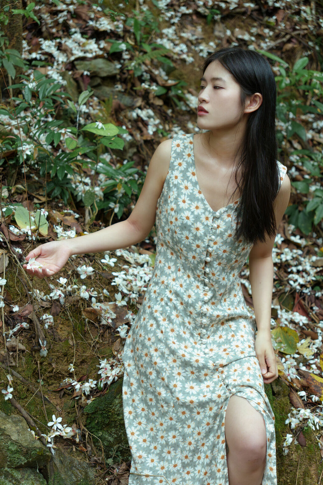 YiTuYu艺图语 Vol.9673 Lu Wei Wei Wei (25P)