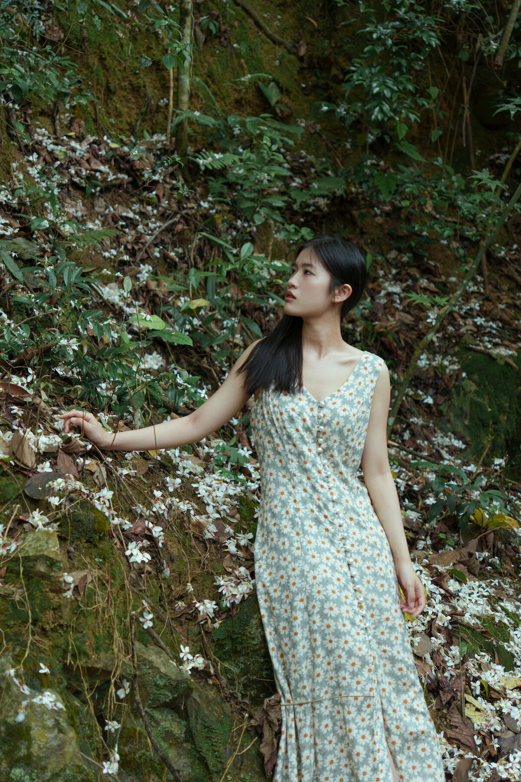 YiTuYu艺图语 Vol.9673 Lu Wei Wei Wei (25P)