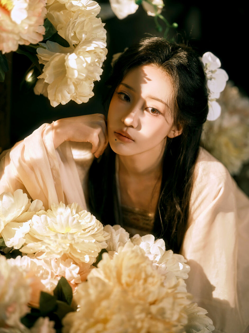YiTuYu艺图语 Vol.9683 tanya (19P)