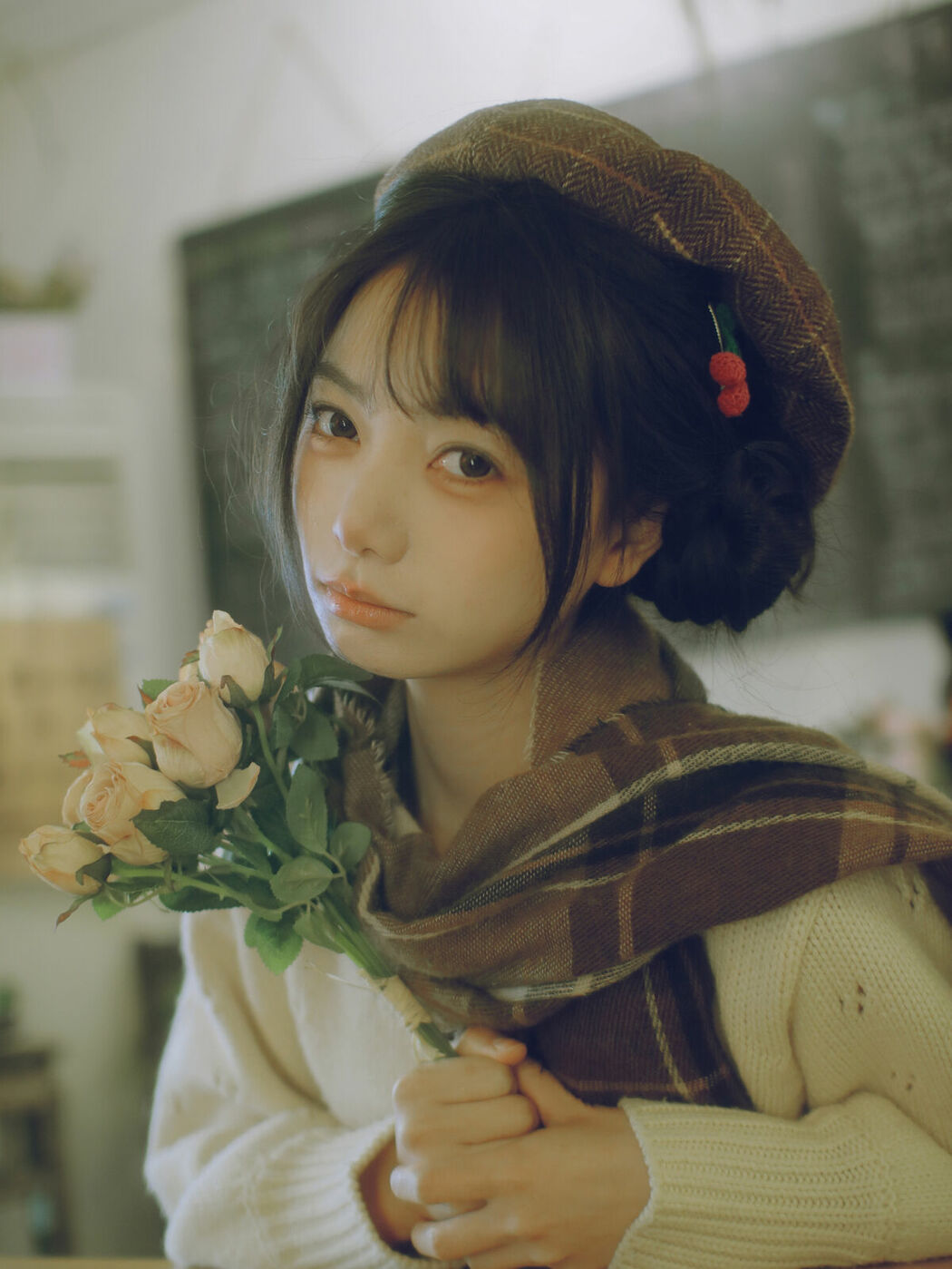 YiTuYu艺图语 Vol.9680 Lu Lu (24P)
