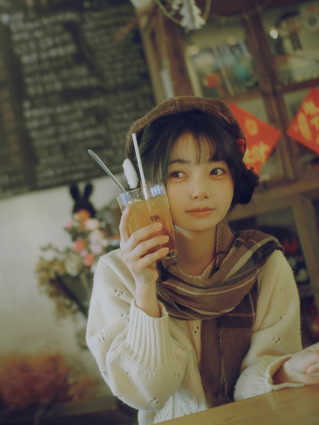 YiTuYu艺图语 Vol.9680 Lu Lu (24P)