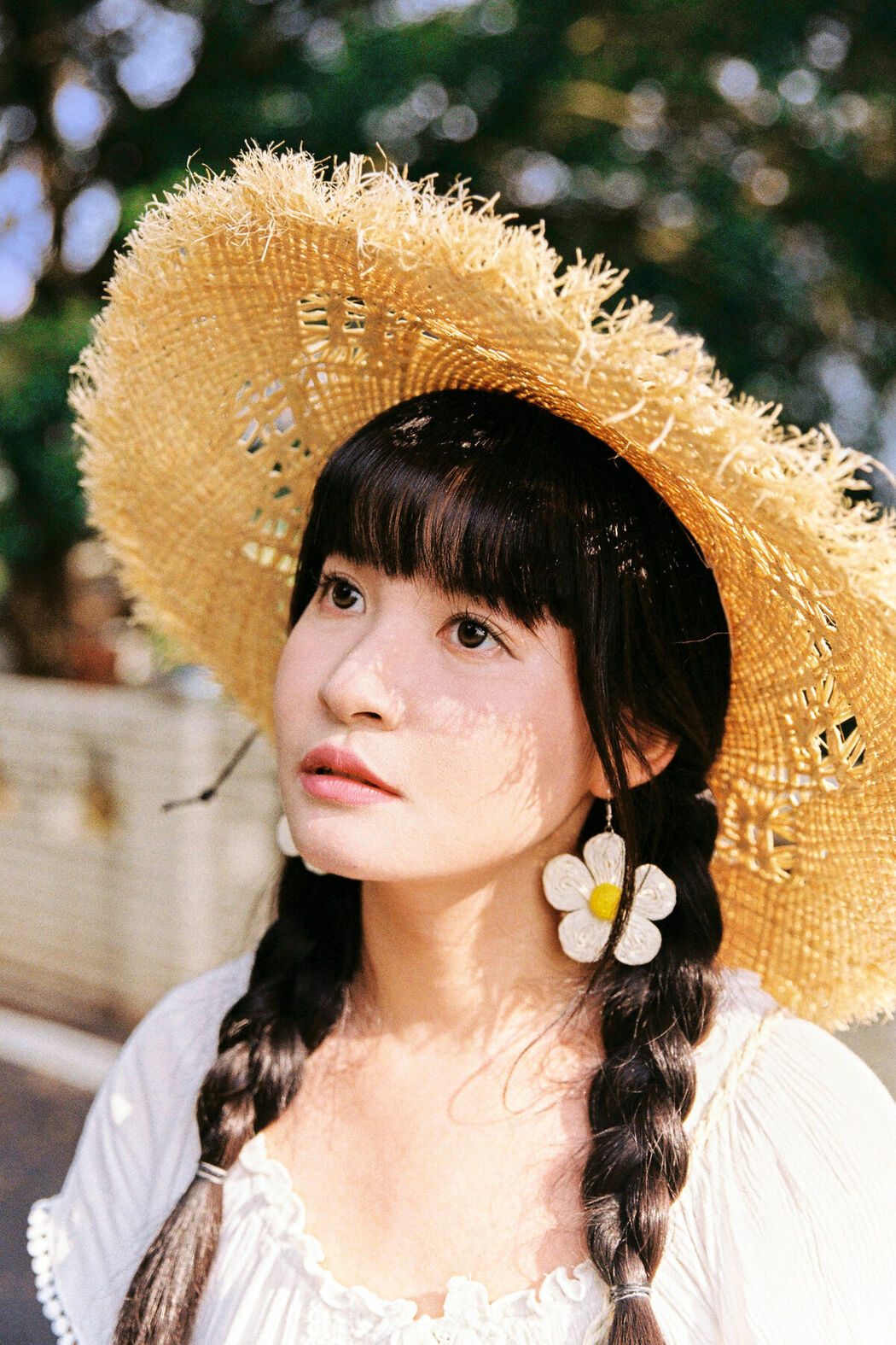 YiTuYu艺图语 Vol.9684 Qi Miao Li Li Zi (17P)