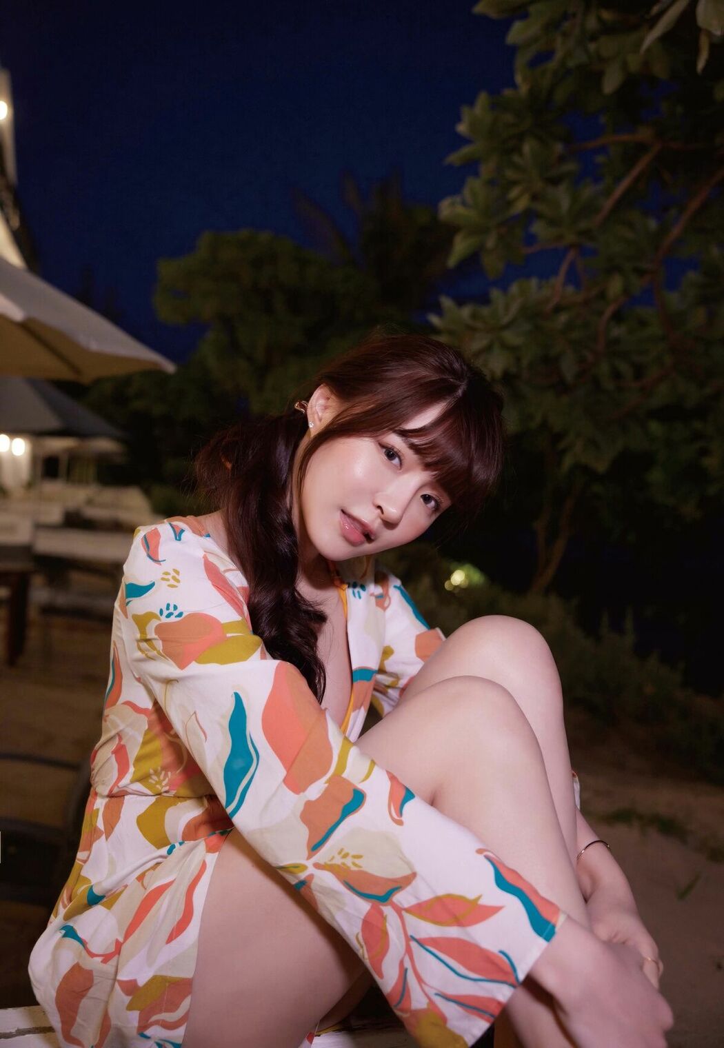 Yuan Yuan 元元 – 吳婕安寫真書數位版 Part01 (56P)