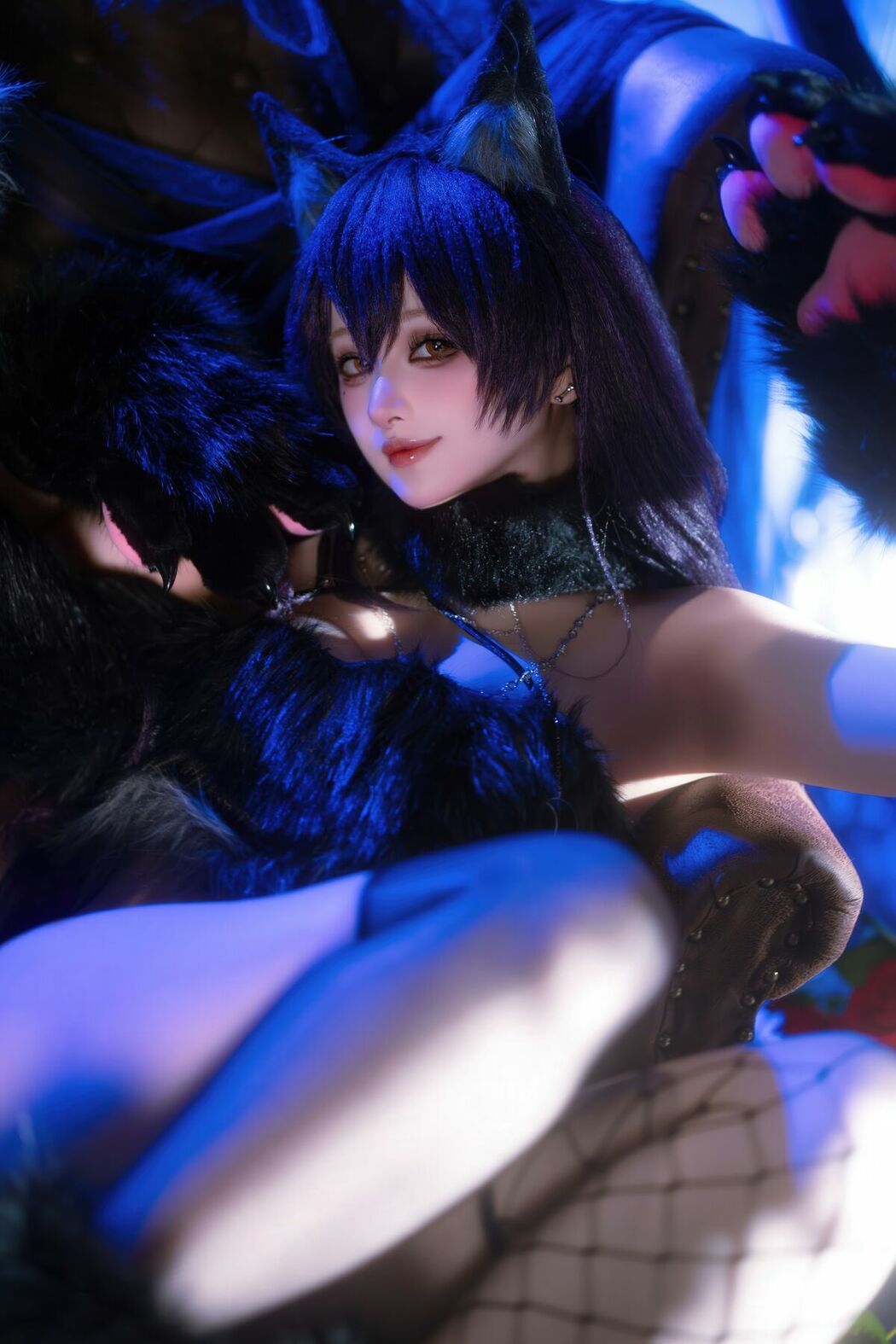 Coser@屿鱼 – 碧蓝航线 爱宕 狼人 (19P)