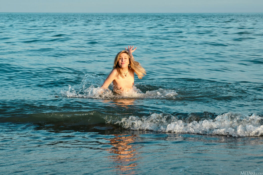 MetArt Eve Casta – Seascape Part02 (61P)