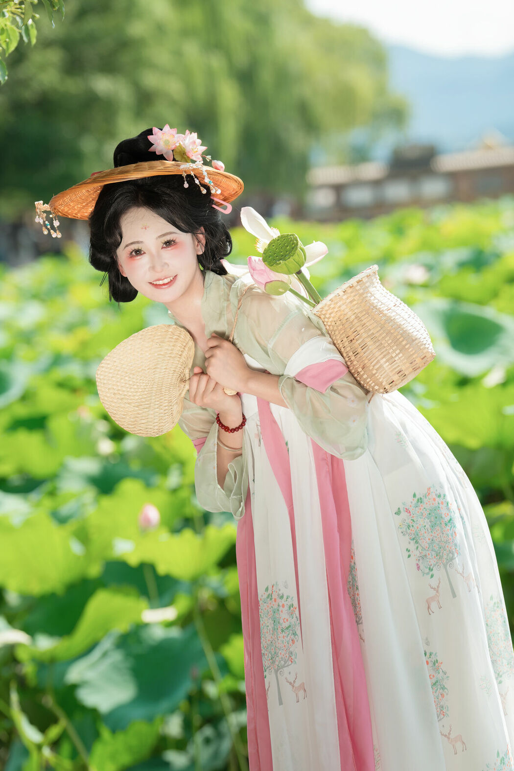 YiTuYu艺图语 Vol.9685 Jiao Yi Zhi Sui Sui (19P)