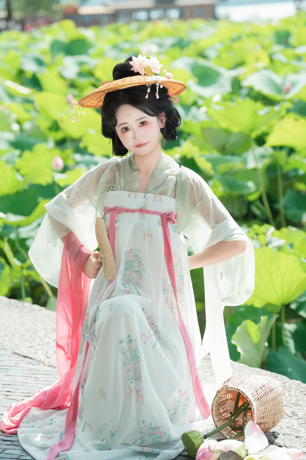 YiTuYu艺图语 Vol.9685 Jiao Yi Zhi Sui Sui (19P)