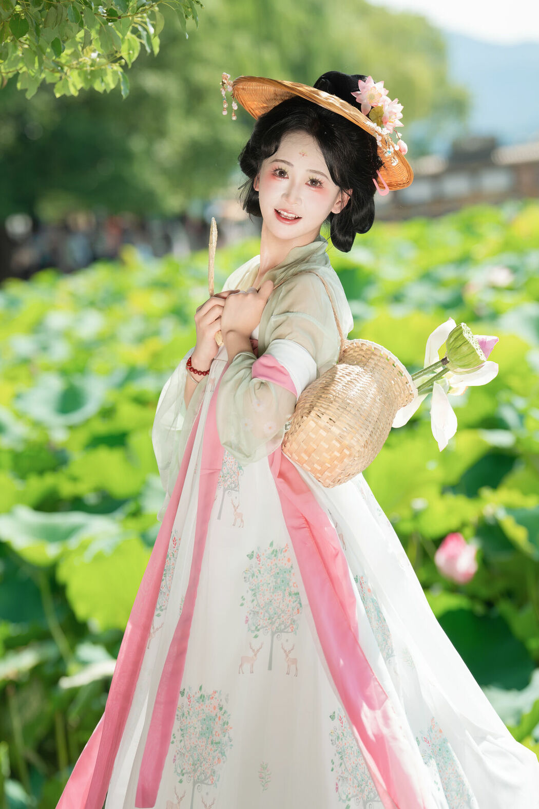 YiTuYu艺图语 Vol.9685 Jiao Yi Zhi Sui Sui (19P)