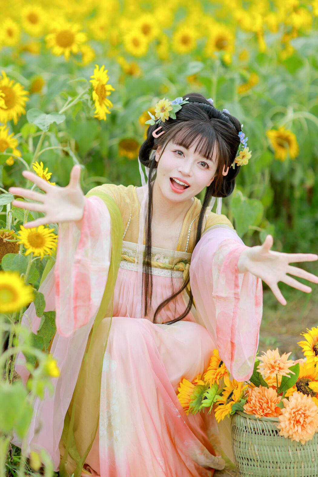 YiTuYu艺图语 Vol.9686 Lin Lin (14P)