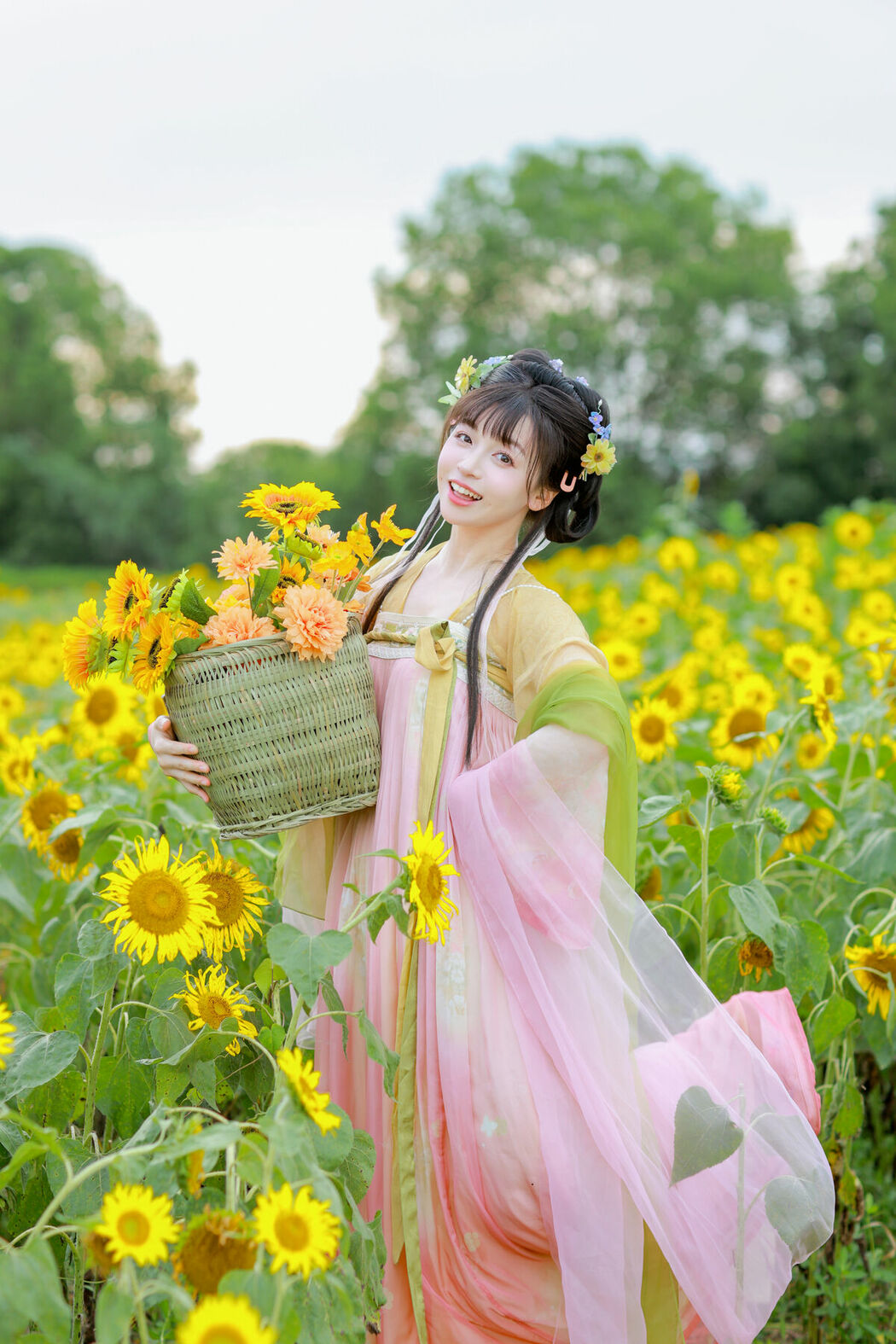 YiTuYu艺图语 Vol.9686 Lin Lin (14P)