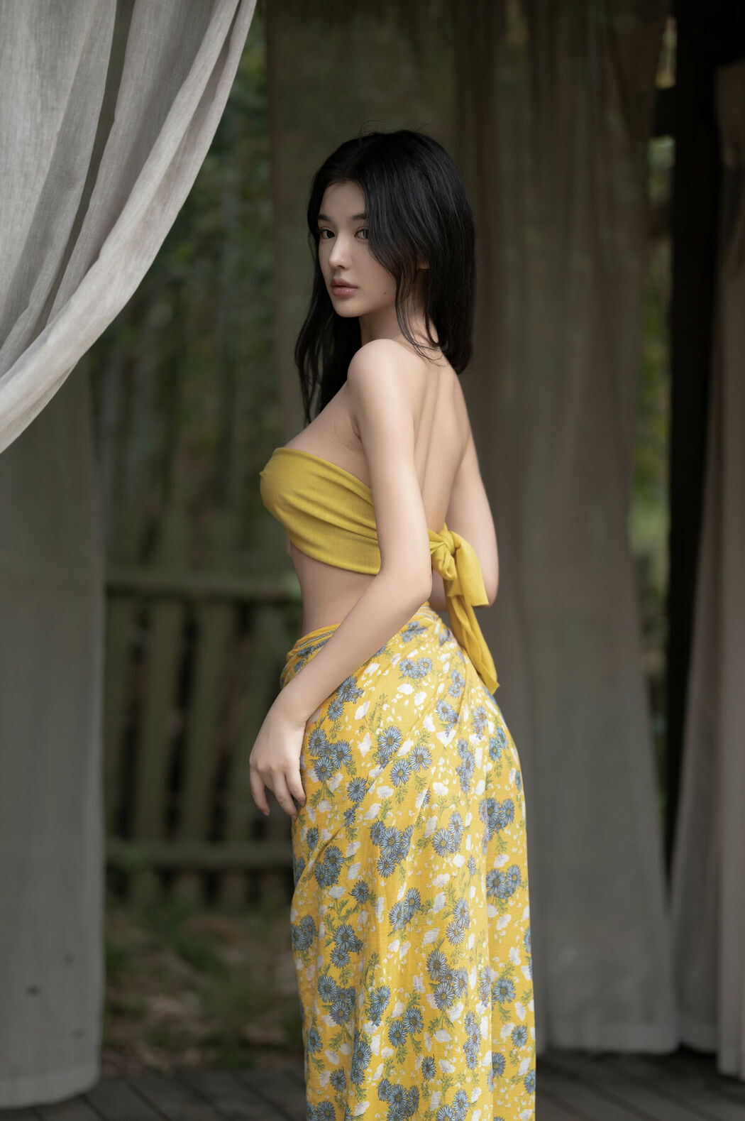 YiTuYu艺图语 Vol.9689 Wan Zi (22P)