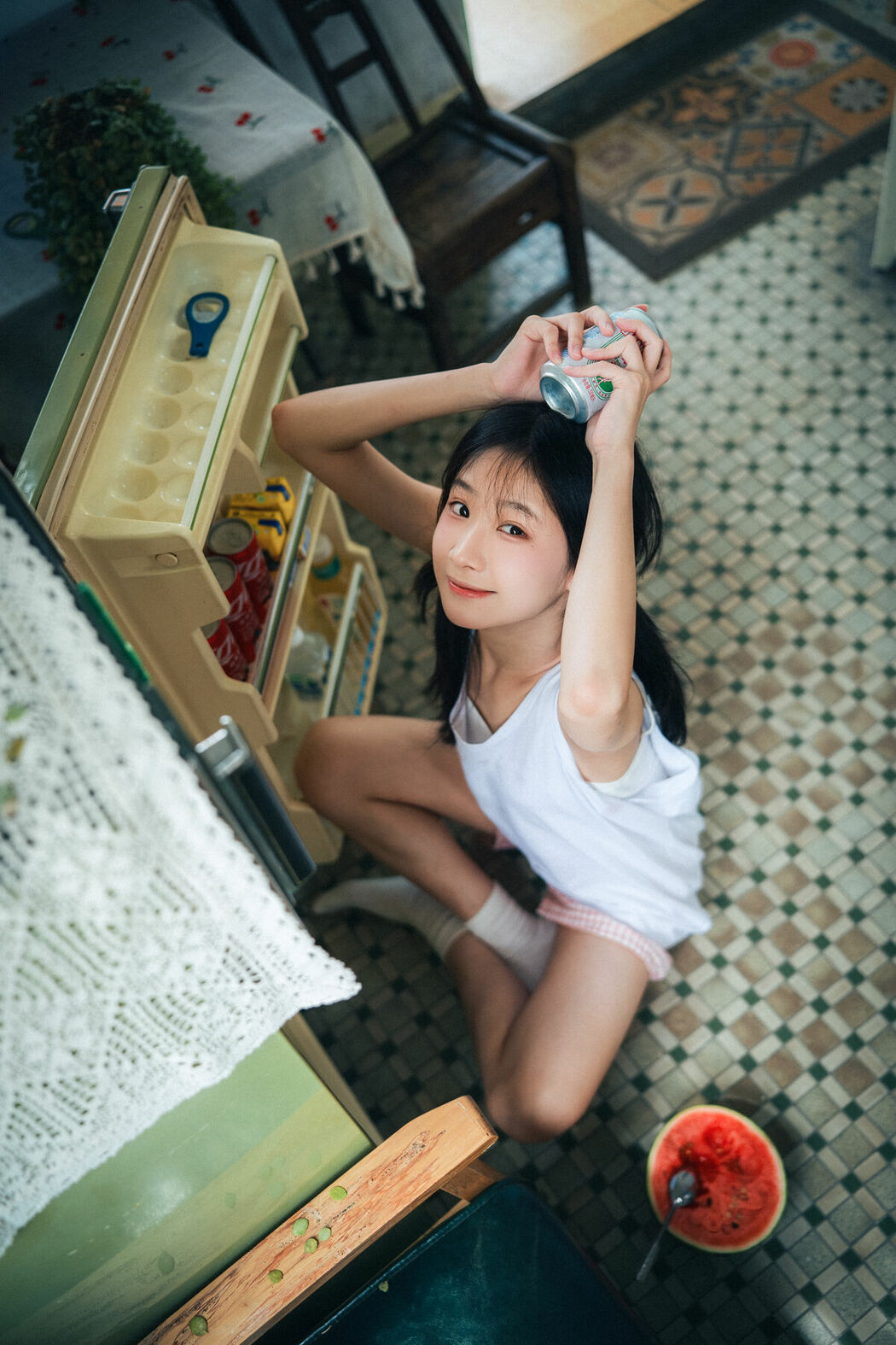 YiTuYu艺图语 Vol.9690 Le Le Le (26P)