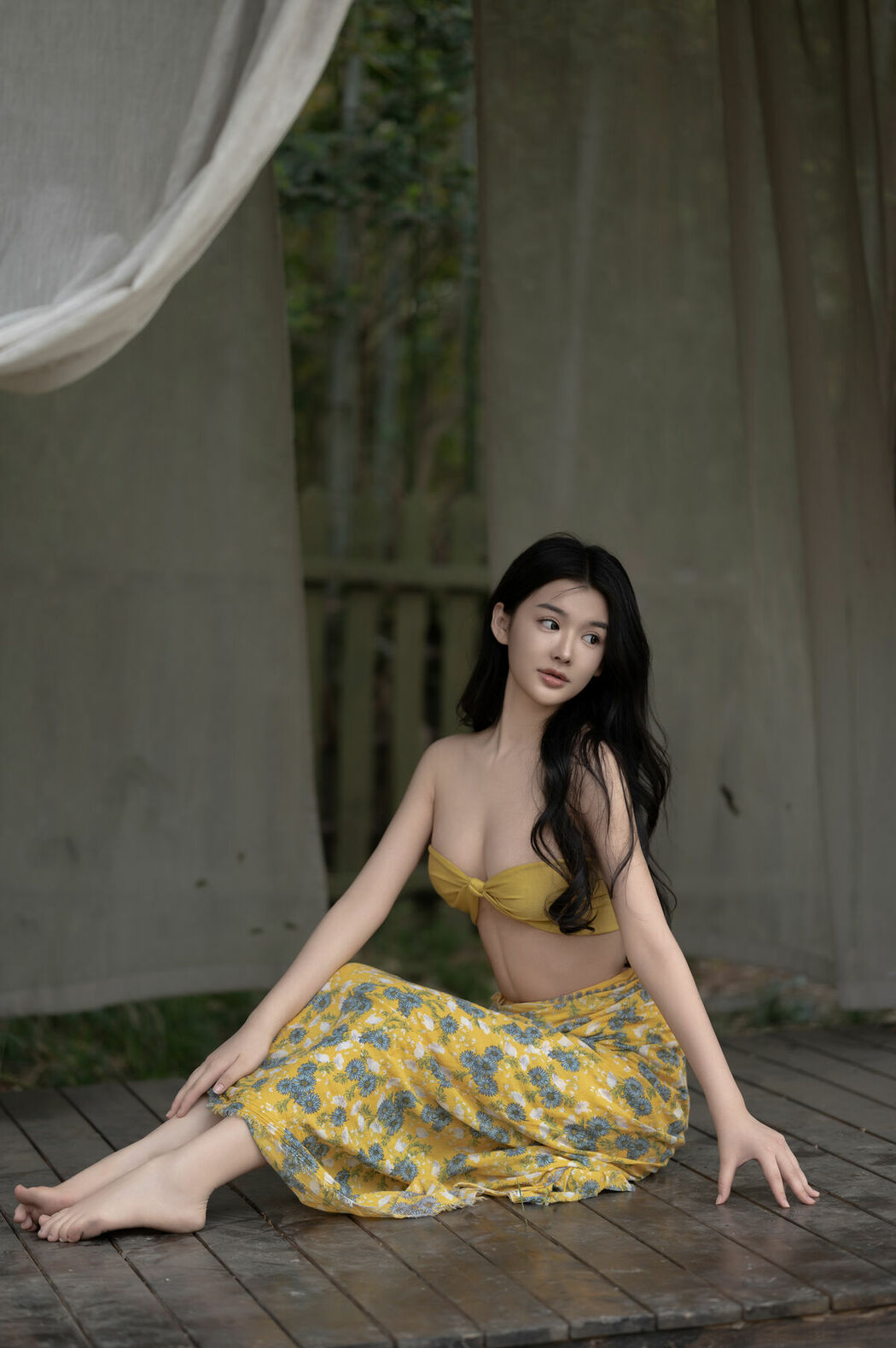 YiTuYu艺图语 Vol.9689 Wan Zi (22P)