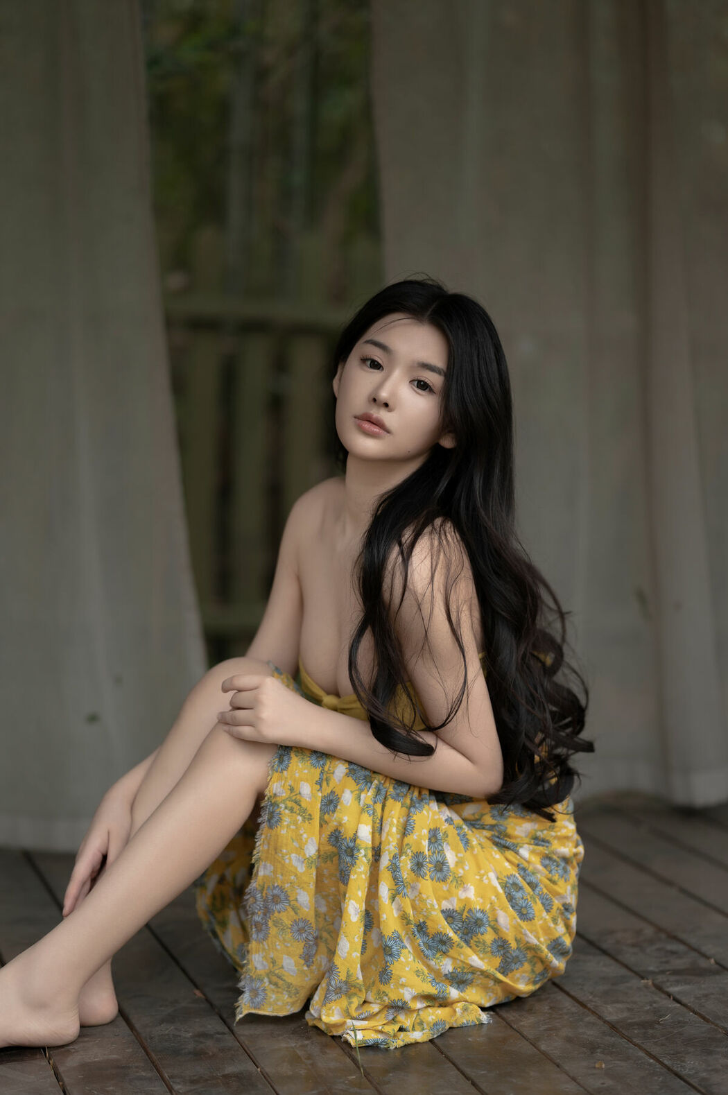 YiTuYu艺图语 Vol.9689 Wan Zi (22P)