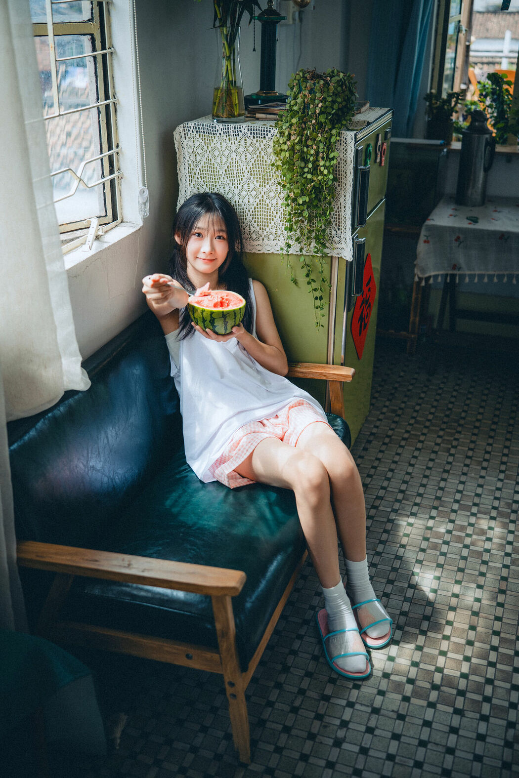 YiTuYu艺图语 Vol.9690 Le Le Le (26P)