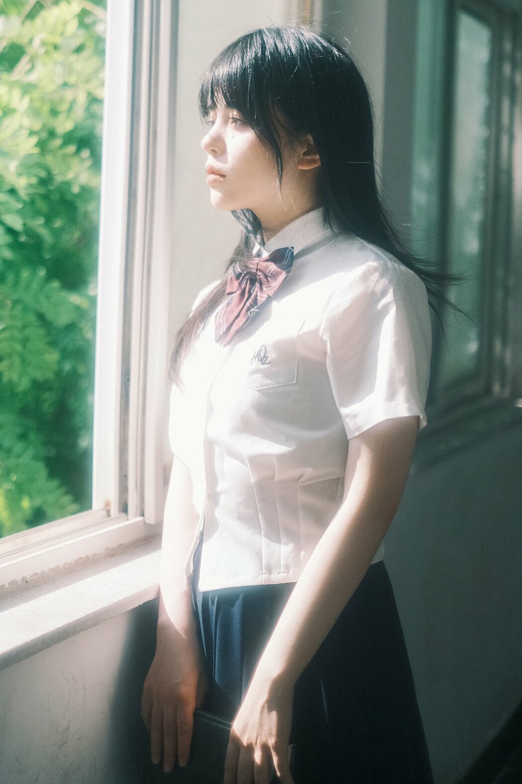 YiTuYu艺图语 Vol.9698 Zhi Shi Da Ren (19P) Cover Photo