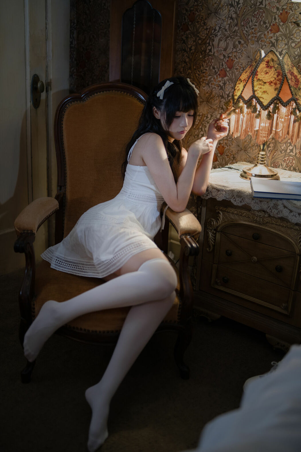 YiTuYu艺图语 Vol.9701 Mo Mo (24P)