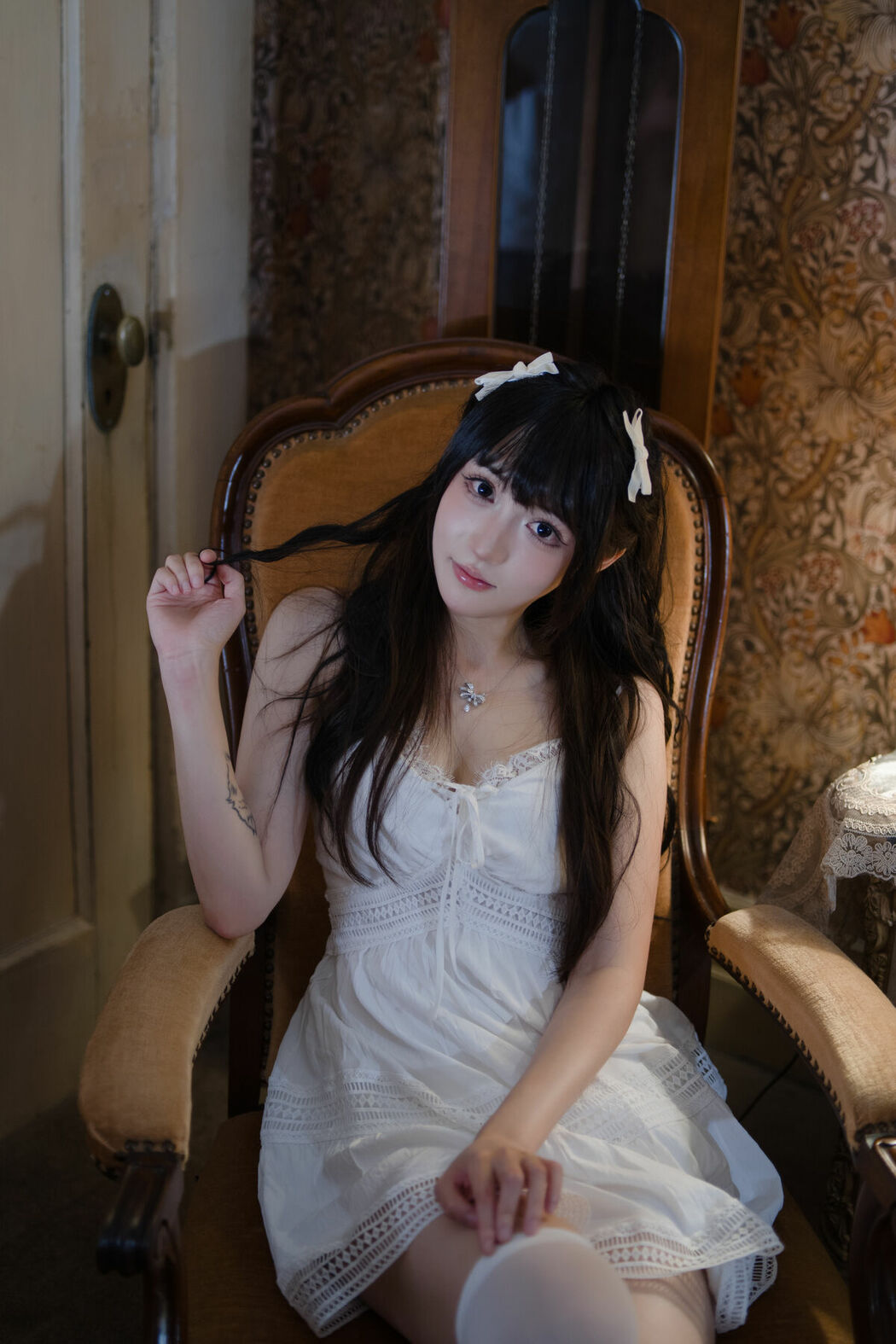 YiTuYu艺图语 Vol.9701 Mo Mo (24P)