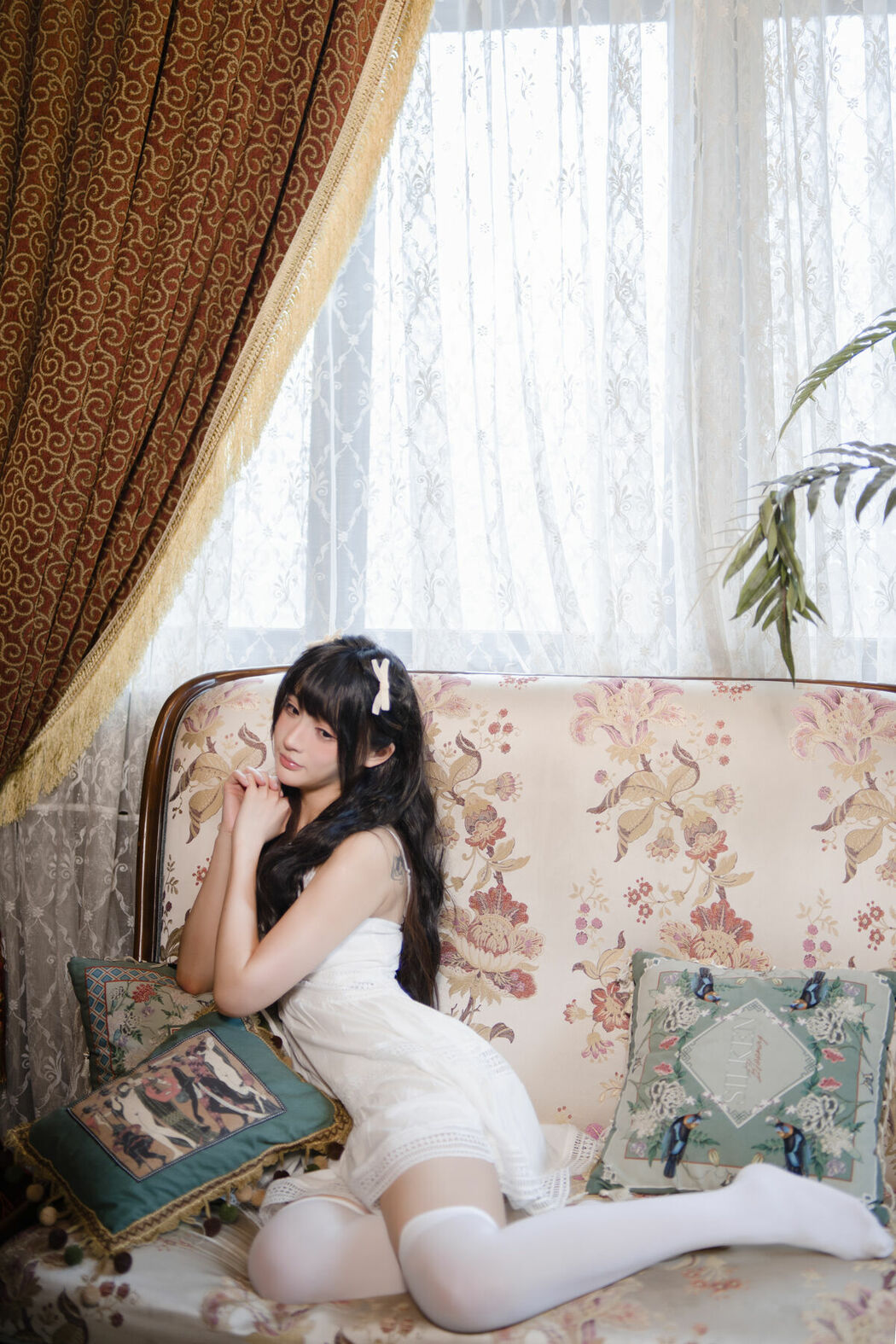 YiTuYu艺图语 Vol.9701 Mo Mo (24P)