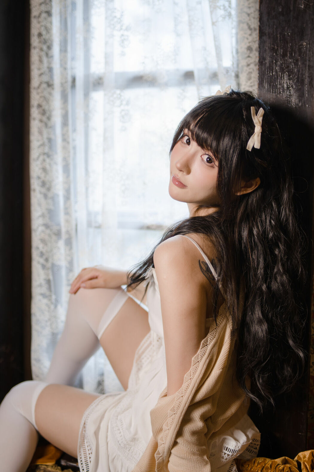 YiTuYu艺图语 Vol.9701 Mo Mo (24P)