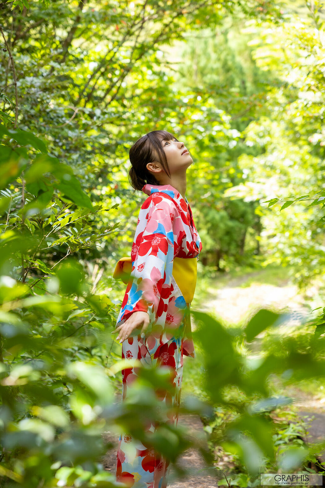 JP Miyu Aizawa 逢沢みゆ – Graphis New Years Holiday SPECIAL 2025-2026 Come Across Vol.3-4-5 (61P)