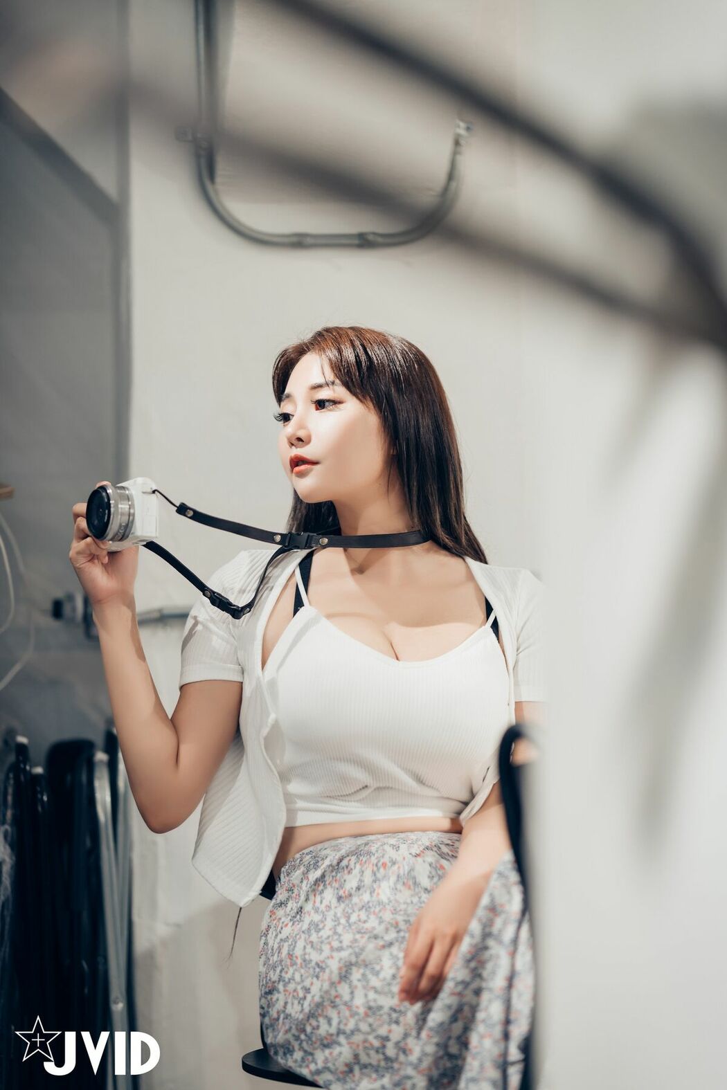 Lele 樂樂 – 讓人可以能男女交換身體的相機 一般版跟隱藏版尺度都上空無碼無遮 Part01 (70P)