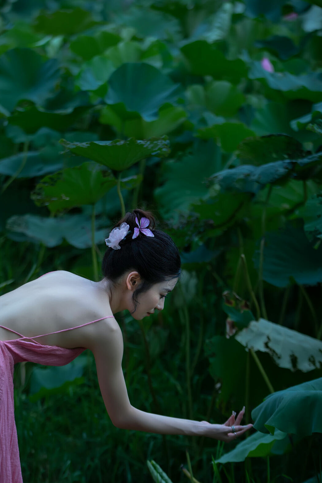 YiTuYu艺图语 Vol.9702 Niu Pai Xiao Wang Zi (16P)