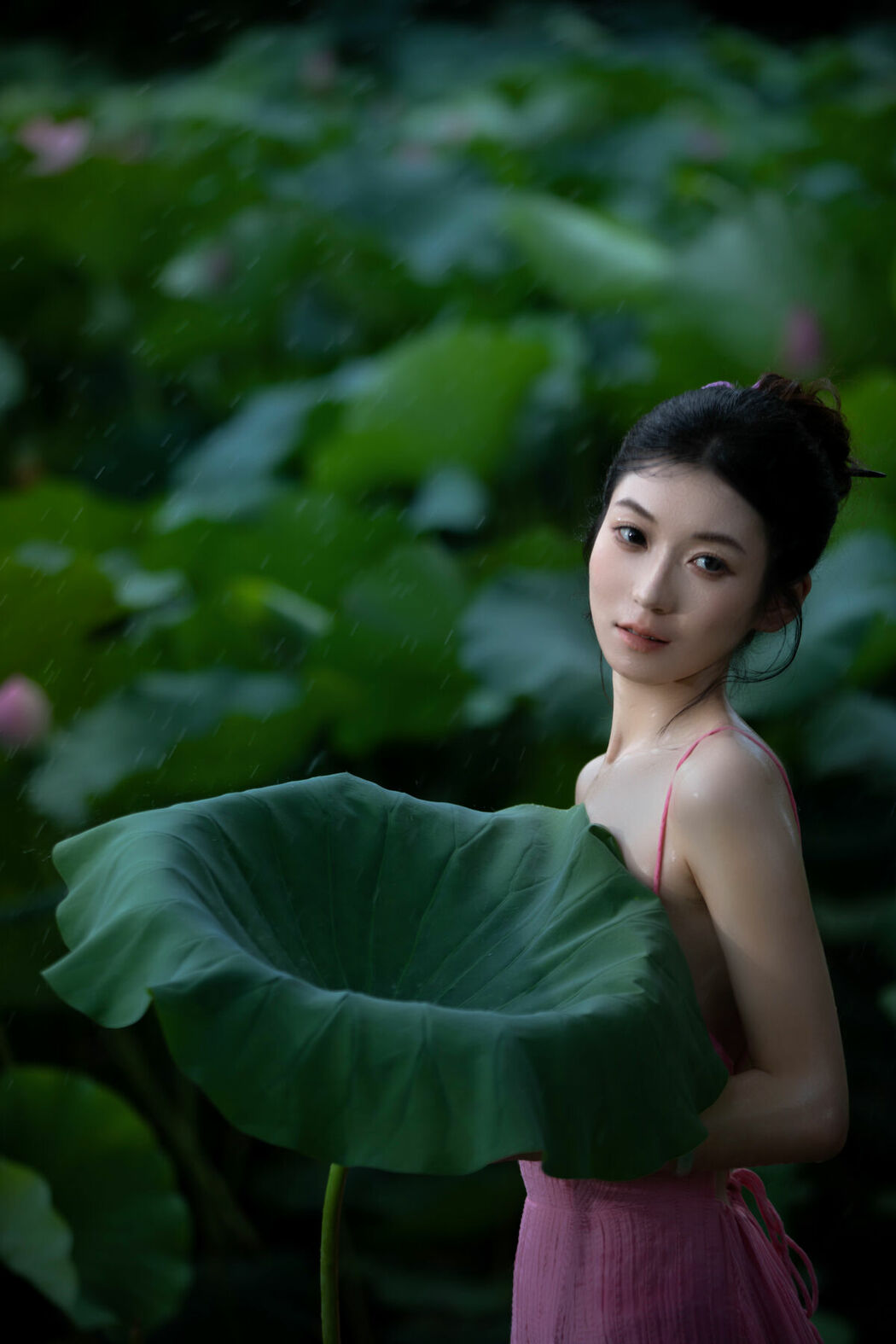 YiTuYu艺图语 Vol.9702 Niu Pai Xiao Wang Zi (16P)