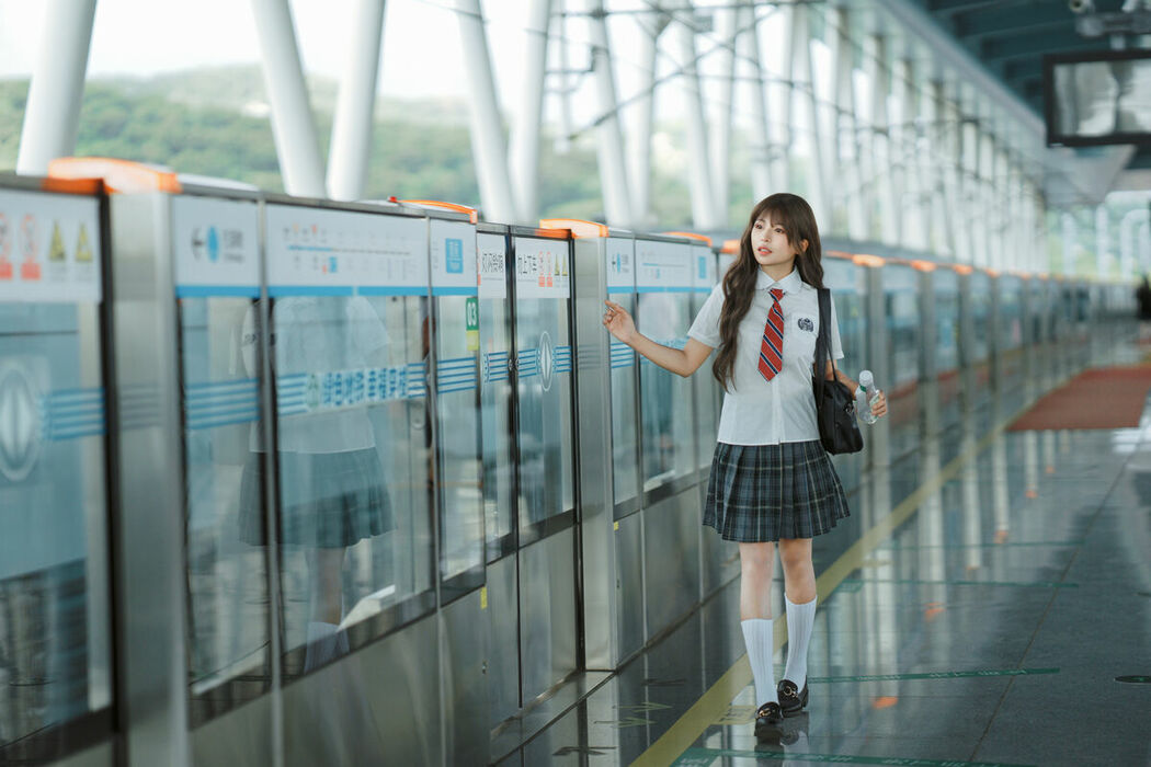 YiTuYu艺图语 Vol.9706 Gui Hua Ya (17P)