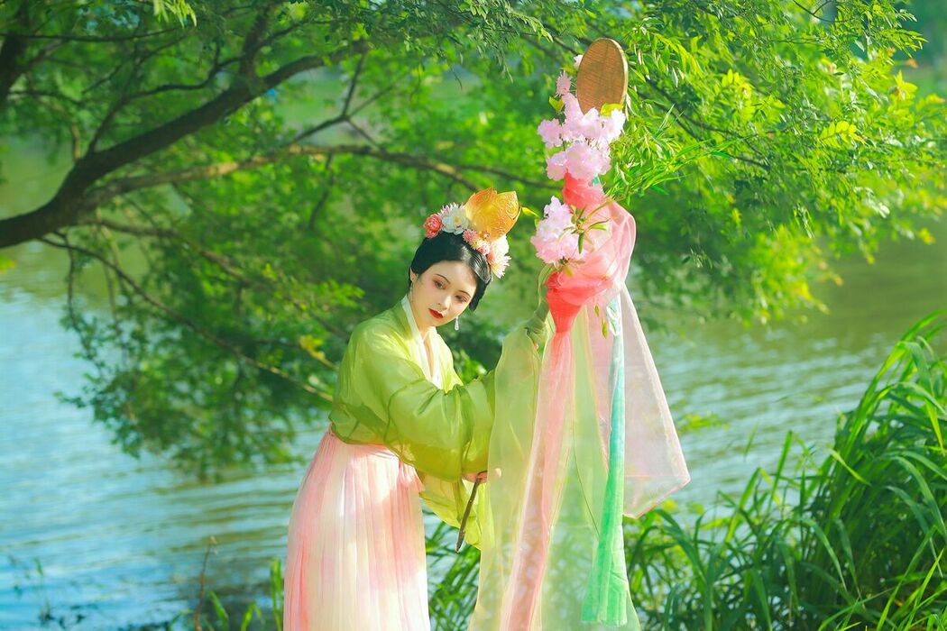 YiTuYu艺图语 Vol.9709 6161 (51P)