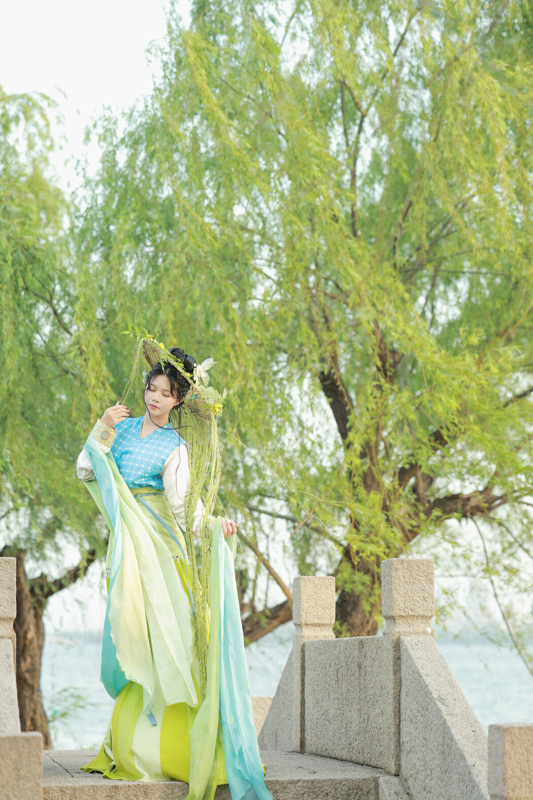 YiTuYu艺图语 Vol.9710 Shi Er Bei Cha (14P)