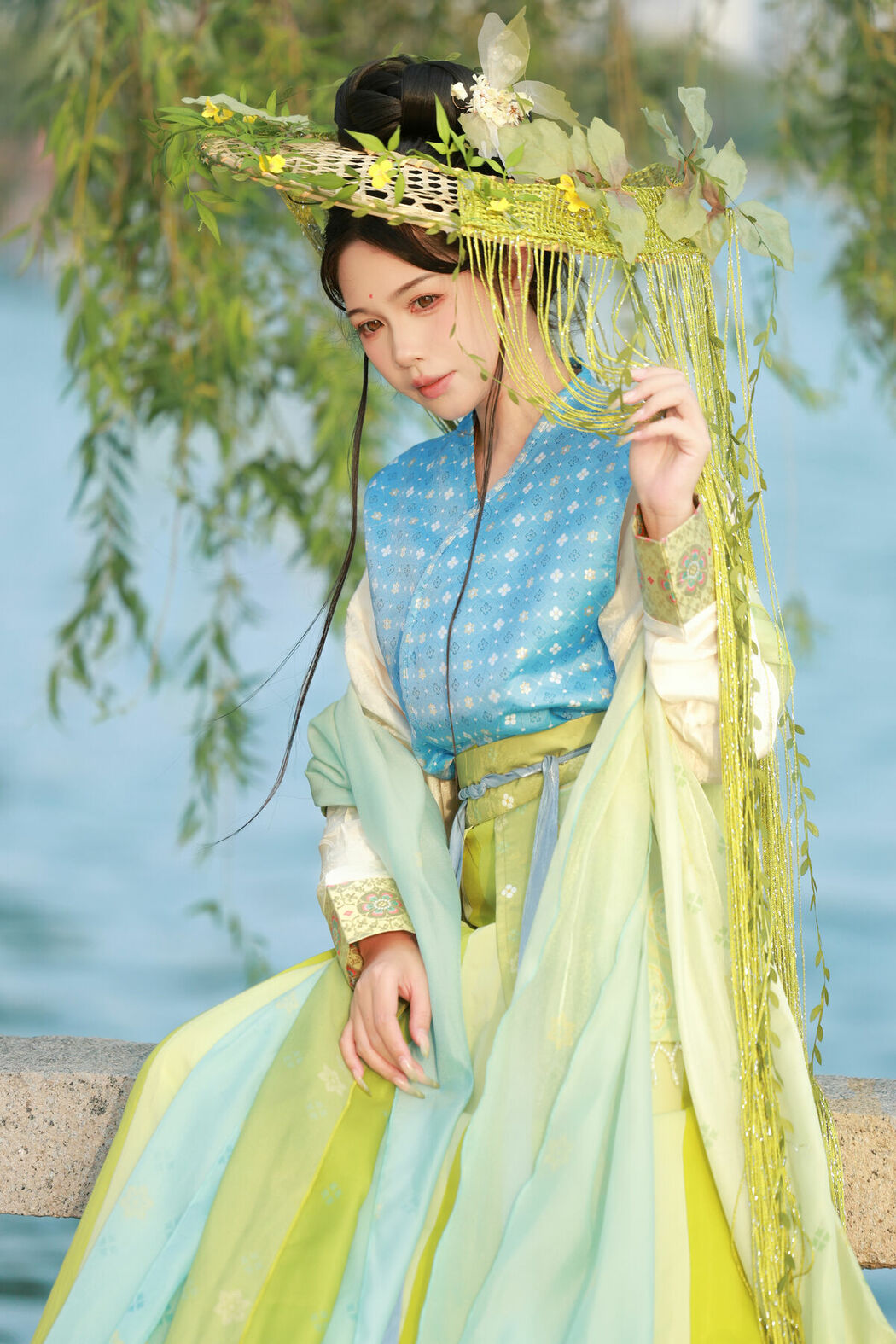 YiTuYu艺图语 Vol.9710 Shi Er Bei Cha (14P)