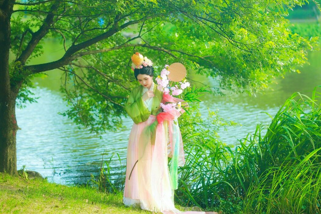 YiTuYu艺图语 Vol.9709 6161 (51P)