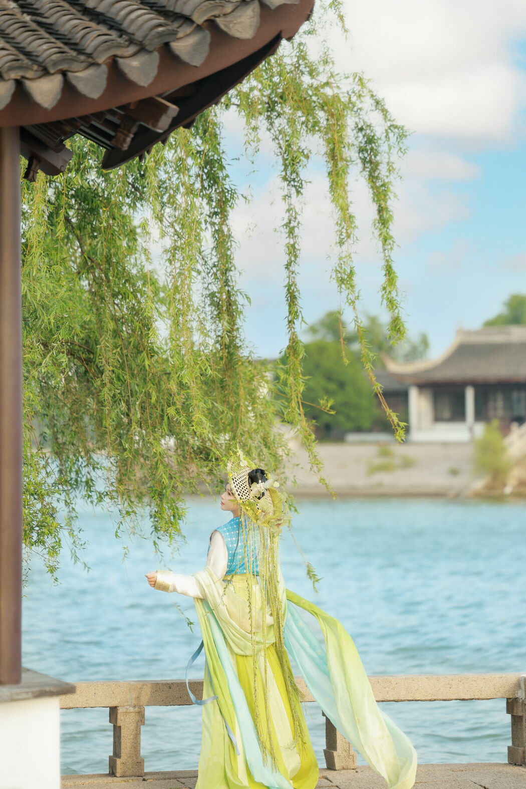 YiTuYu艺图语 Vol.9710 Shi Er Bei Cha (14P)