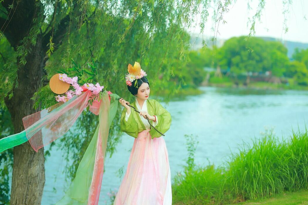 YiTuYu艺图语 Vol.9709 6161 (51P)