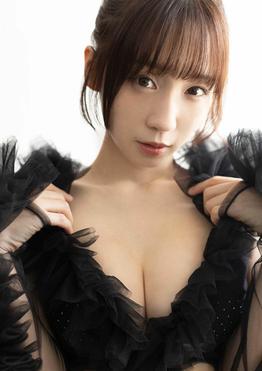 JP Moe Iori 伊織もえ – 幽かな休日 スピサン グラビアフォトブック (40P)
