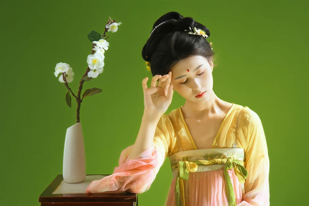 YiTuYu艺图语 Vol.9712 Xiao Yu (27P)