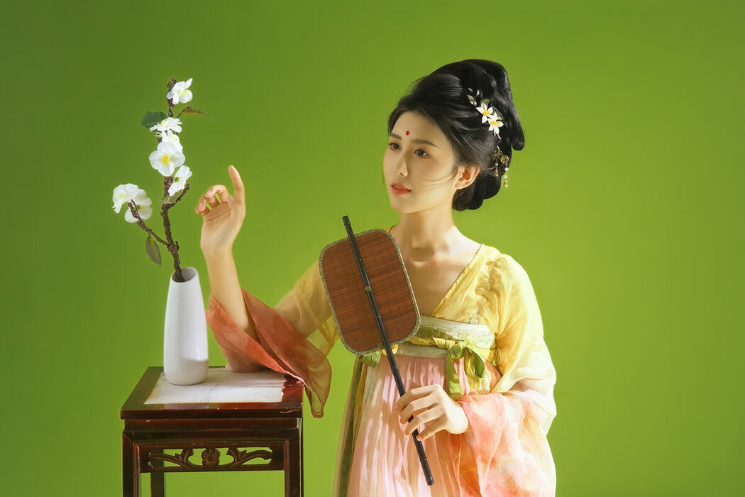 YiTuYu艺图语 Vol.9712 Xiao Yu (27P)