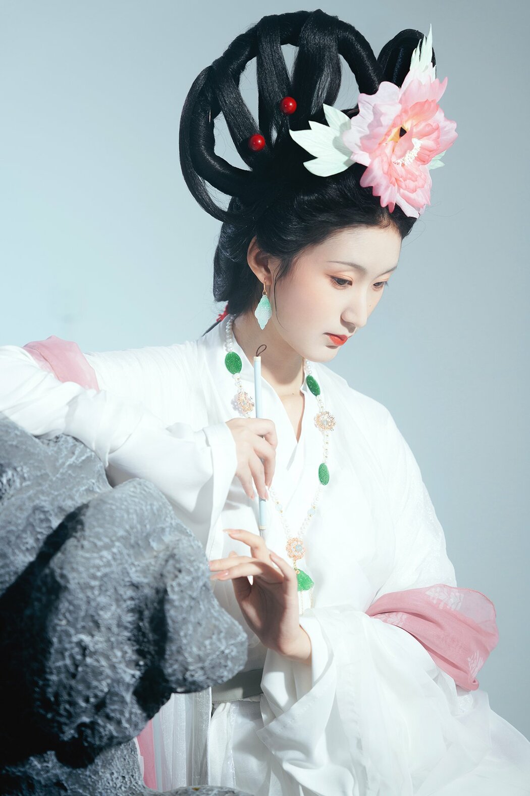 YiTuYu艺图语 Vol.9716 He Li Han (14P) Cover Photo