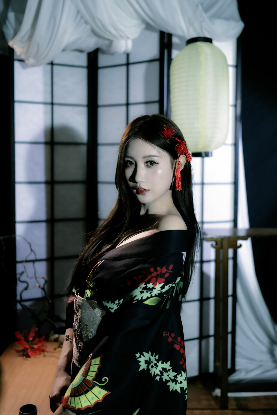 YiTuYu艺图语 Vol.9720 Xiao Tian (24P)