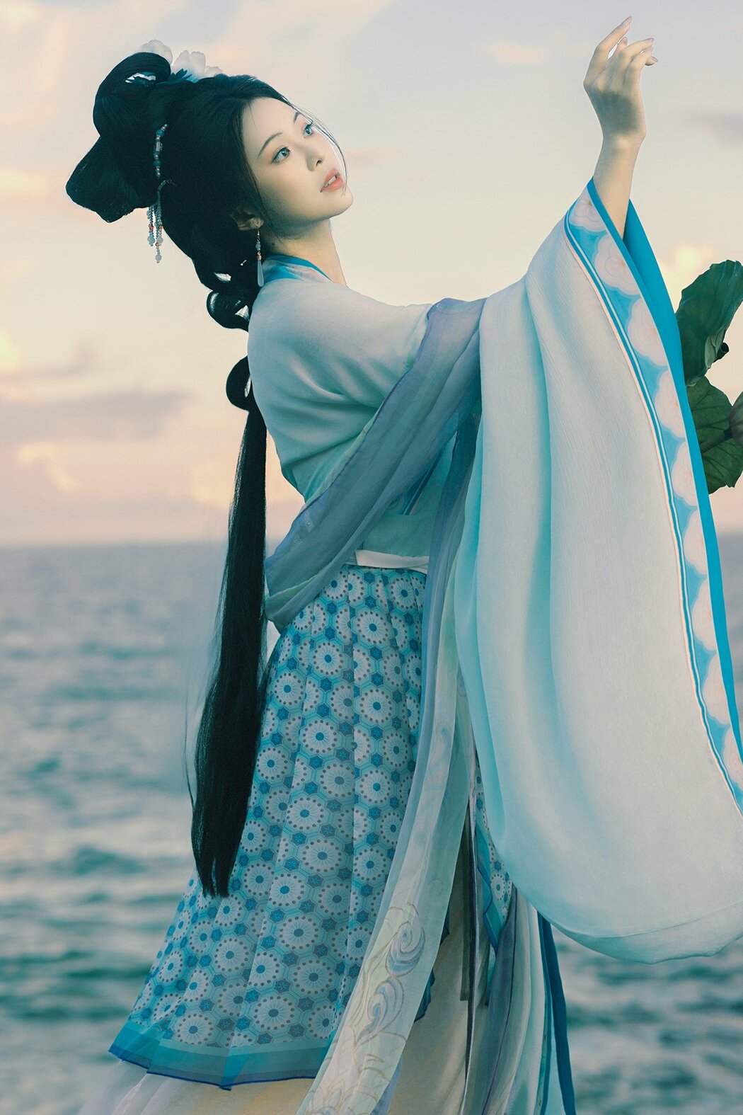 YiTuYu艺图语 Vol.9718 Xia Xia (26P) Cover Photo