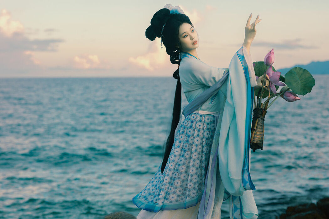 YiTuYu艺图语 Vol.9718 Xia Xia (26P)