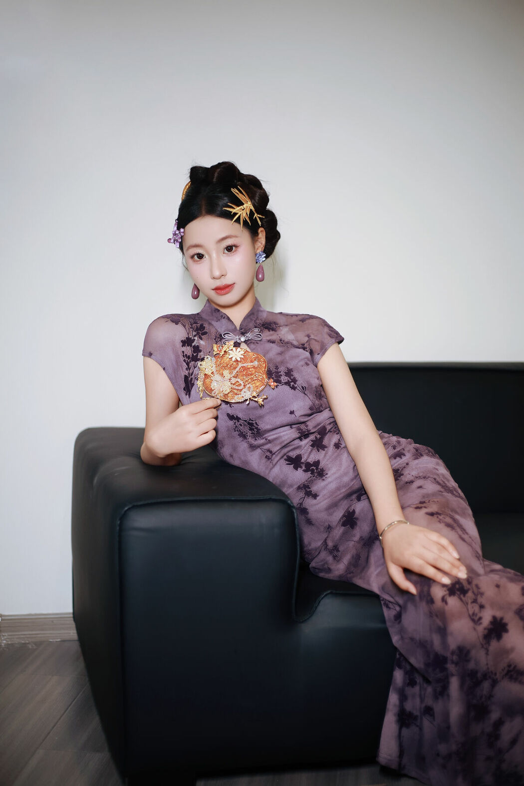 YiTuYu艺图语 Vol.9724 Xiao U (27P)