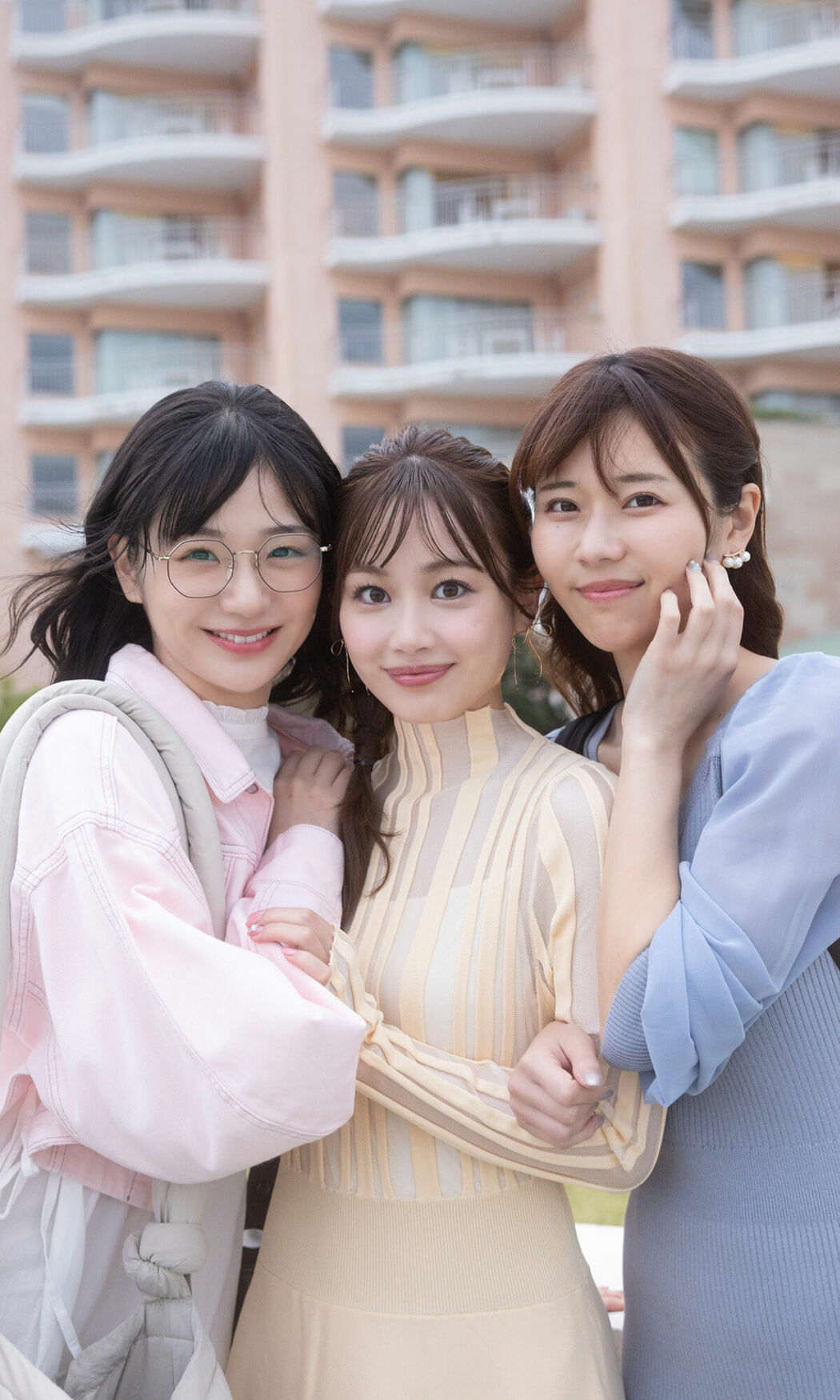 JP Kasumi Hasegawa 長谷川かすみ and Yui Ito 伊藤優衣 and Yuki Mizuhara 水原ゆき – デジタル限定 (74P)