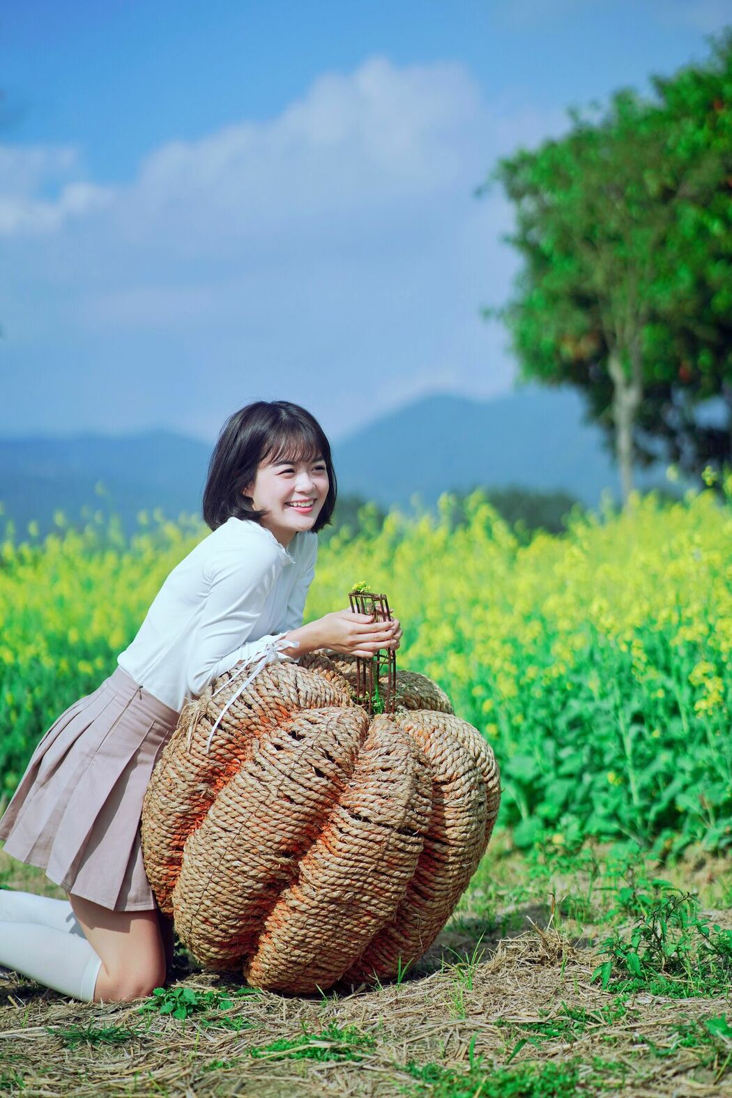 YiTuYu艺图语 Vol.9726 Xiao Ying Kui Zi (22P)