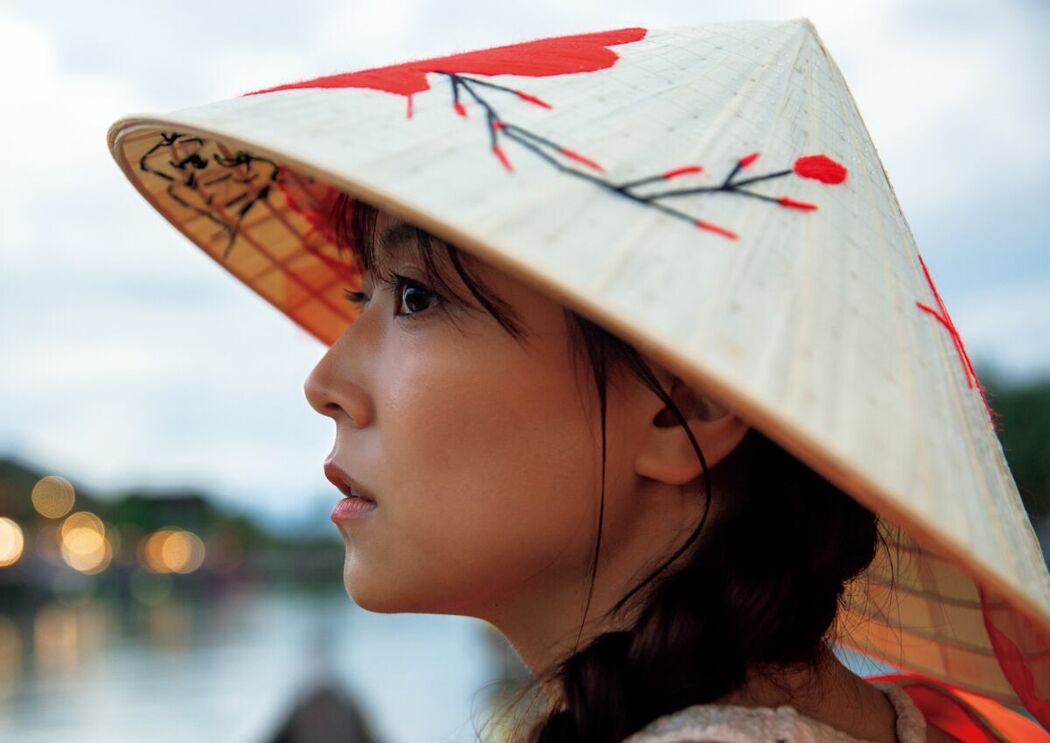JP Miru Shiroma 白間美瑠 – 写真集 MERCI (105P)