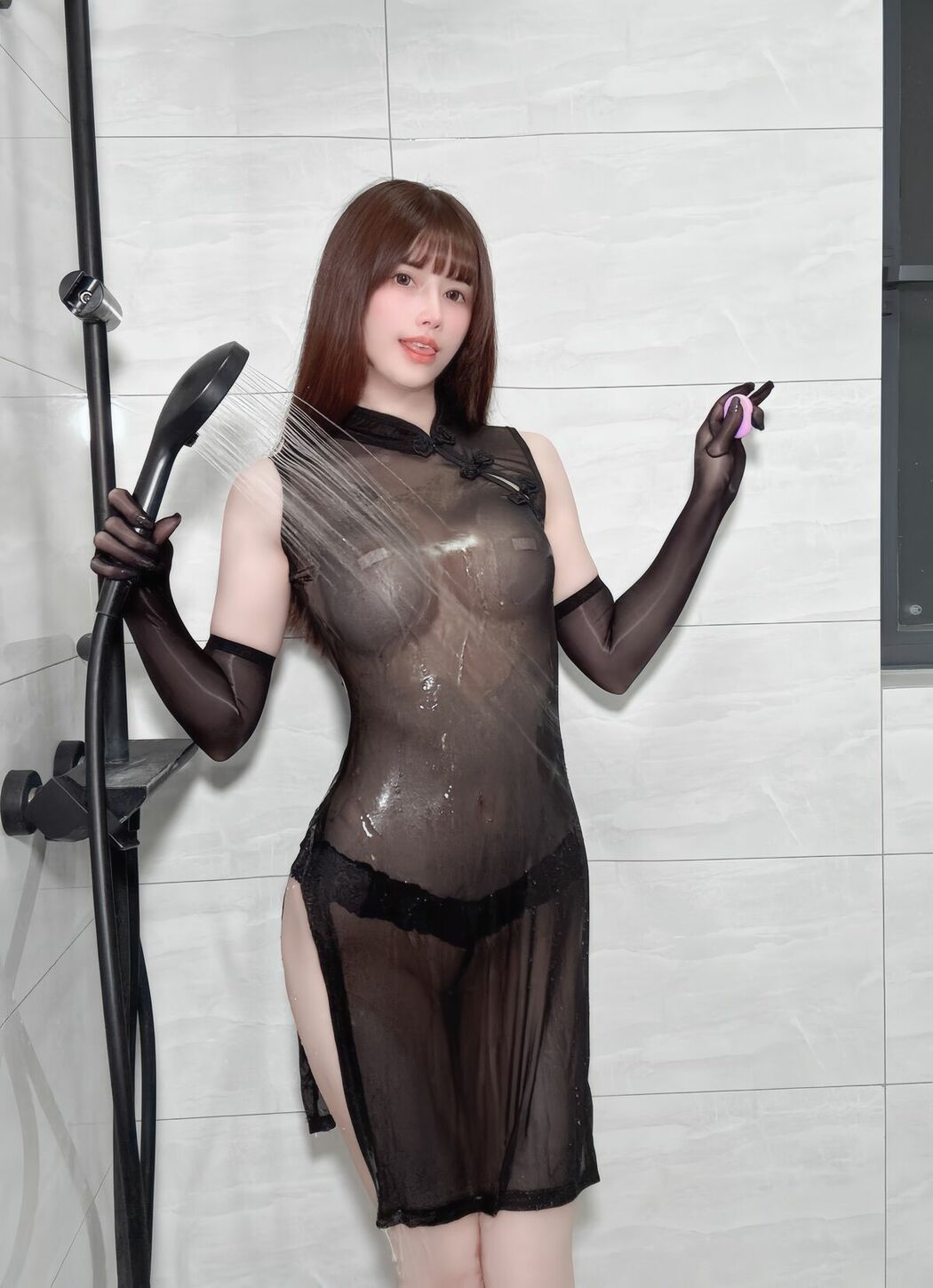Coser@鹿八岁 – 透明旗袍浴室 (53P)