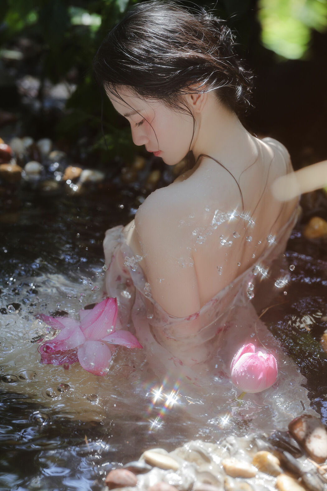 YiTuYu艺图语 Vol.9730 Naomi (14P)